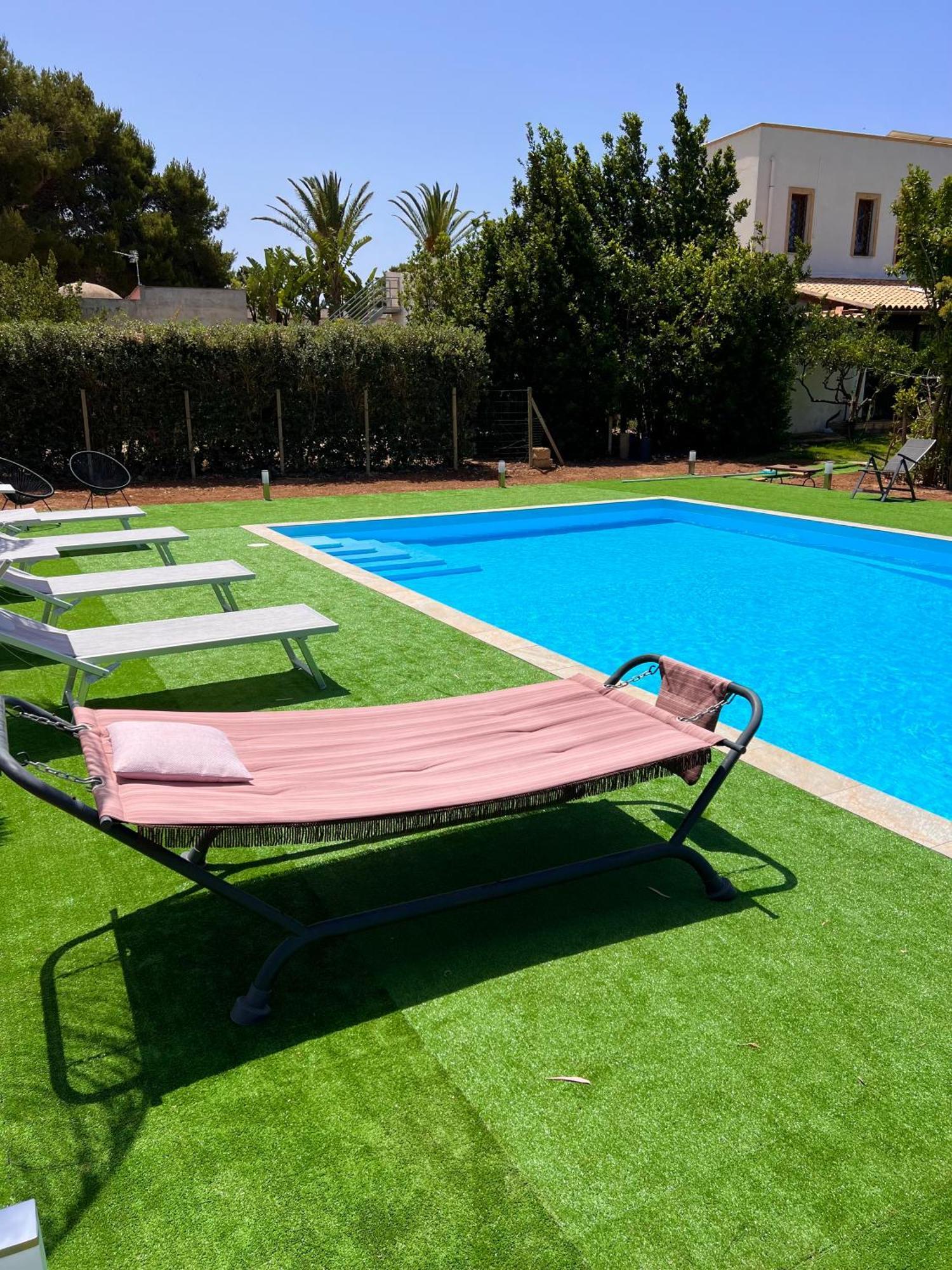 Siciliana Con Piscina 